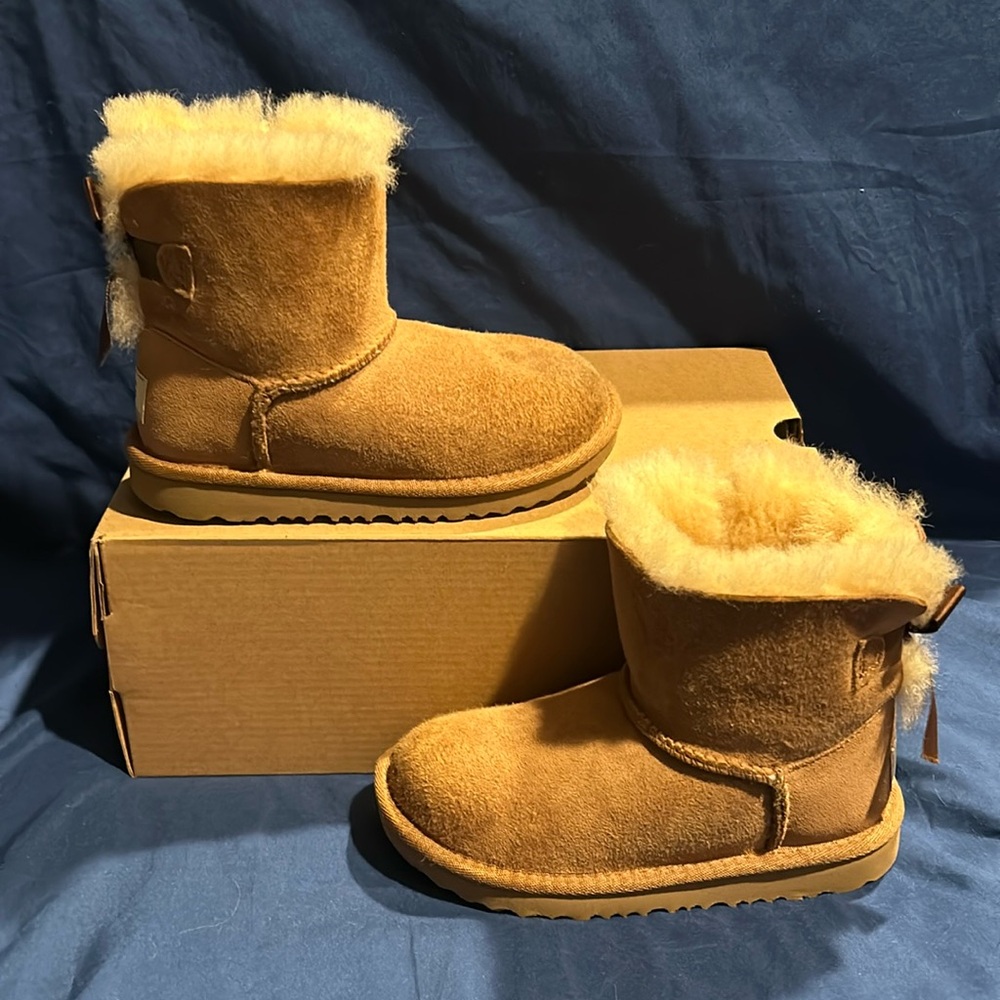 UGG Kids Boots in Tan